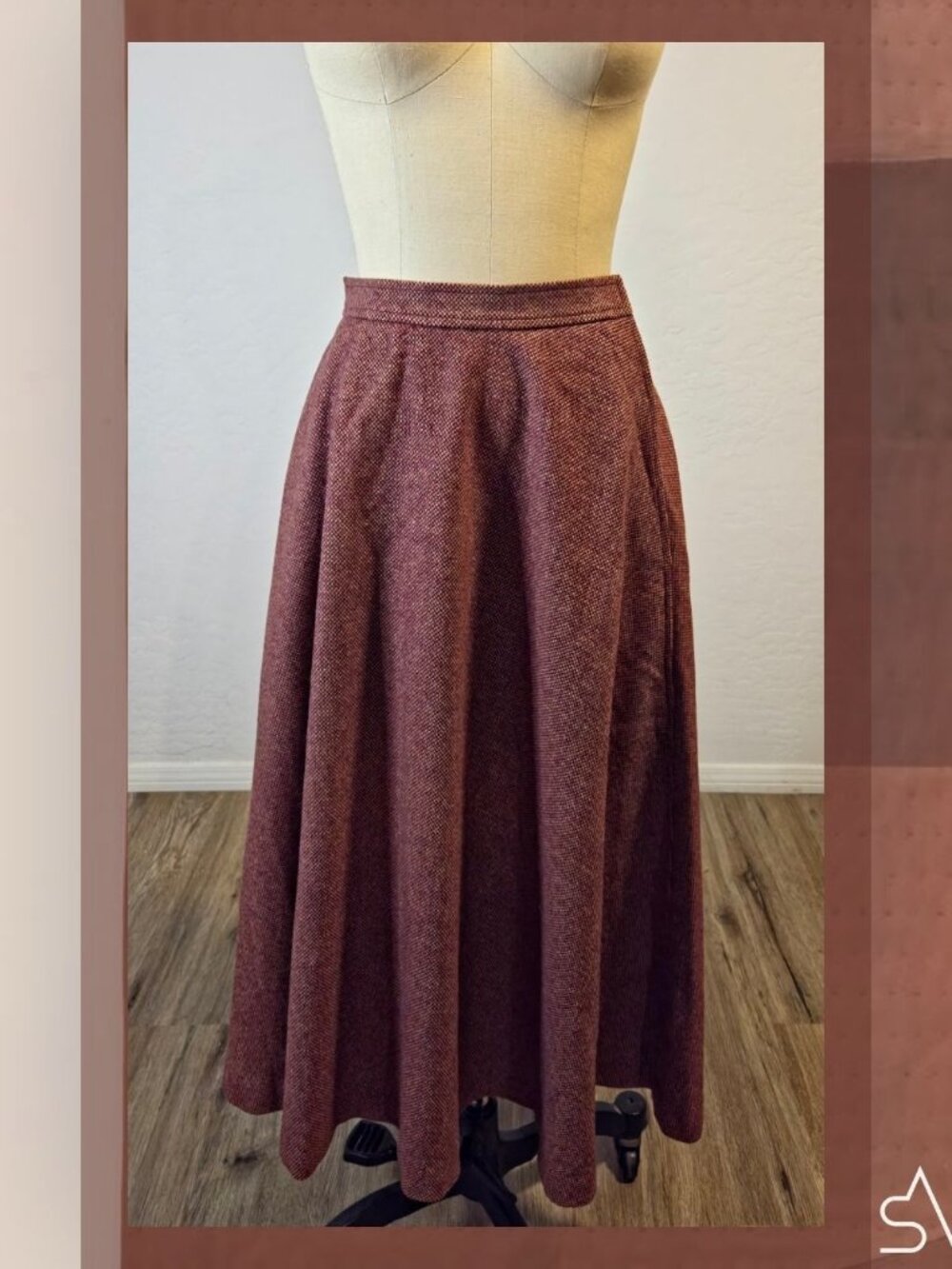 Yves Saint Laurent Rive Gauche Vintage 1980s Wool Midi Skirt Size 40 (US 6/8)